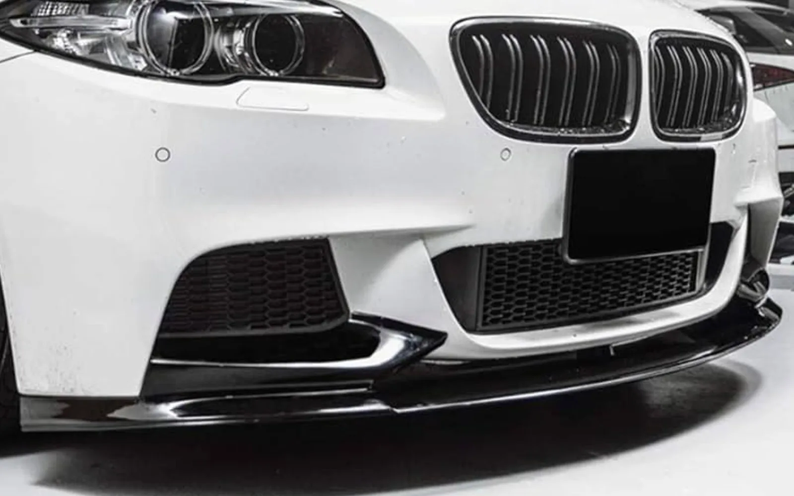 F10 F11 M Performance glossy black front bumper spoiler2