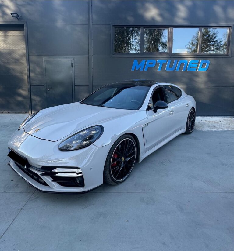 Porsche Panamera Pre-Facelift